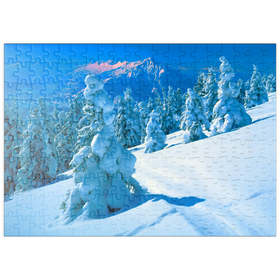 Darstellung des Puzzle-Motivs Verschneite Tannen am Niederhorn (1963m) mit Blick zum Niesen (2362m) – Puzzleteile: 200