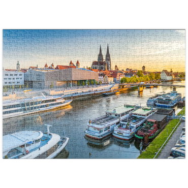 puzzleplate Museum der Bayerischen Geschichte am Ufer der Donau mit dem Regensburger Dom am Abend 500 Puzzle
