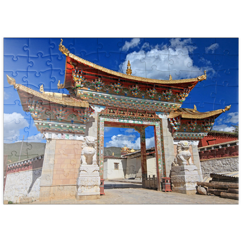 puzzleplate Westliches Eingangstor zum Kloster Ganden Songtsenling, Shangri-La Stadt, China 100 Puzzle
