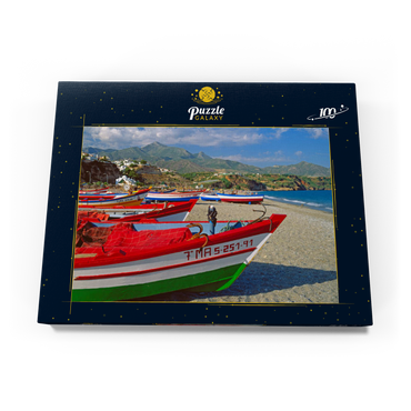 Fischerboote am Strand von Nerja, Malaga, Andalusien, Spanien 100 Puzzle Schachtel Ansicht3