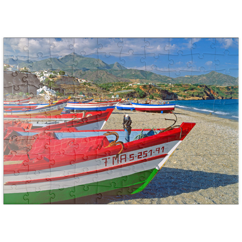 puzzleplate Fischerboote am Strand von Nerja, Malaga, Andalusien, Spanien 100 Puzzle