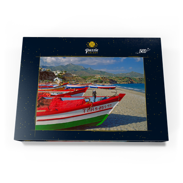 Fischerboote am Strand von Nerja, Malaga, Andalusien, Spanien 500 Puzzle Schachtel Ansicht3