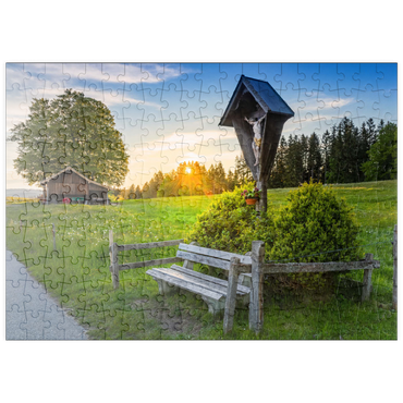 puzzleplate Kreuz mit Bank bei Sonnenuntergang auf der Aidlinger Höhe 200 Puzzle