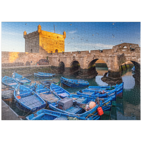 puzzleplate Portugiesische Festung mit dem Fischerhafen am Morgen 1000 Puzzle