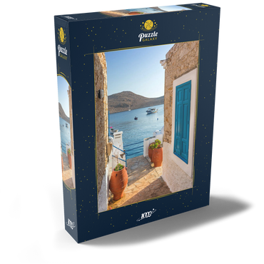 Gasse mit Blick zum Meer am Morgen, Hafenort Emborios, Insel Chalki, Dodekanes, Griechenland 1000 Puzzle Schachtel Ansicht2