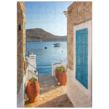 puzzleplate Gasse mit Blick zum Meer am Morgen, Hafenort Emborios, Insel Chalki, Dodekanes, Griechenland 100 Puzzle