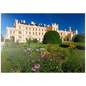 Darstellung des Puzzle Motivs Neugotisches Schloss Lednice mit Palmenhaus, Jihomoravsky kraj, Tschechien - Puzzleteile: 1000