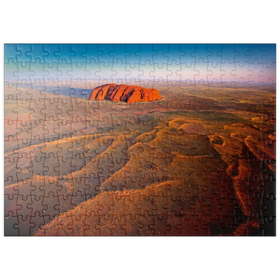 Darstellung des Puzzle Motivs Luftaufnahme mit Blick zum Uluru, Uluru-Kata-Tjuta National Park, Australien - Puzzleteile: 200