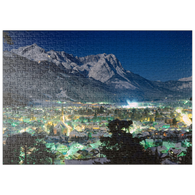 Darstellung des Puzzle Motivs Blick über Garmisch-Partenkirchen zur Zugspitzgruppe (2962m) bei Nacht, Oberbayern - Puzzleteile: 500