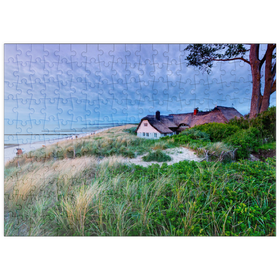 Darstellung des Puzzle Motivs Haus am Grenzweg am Strand, Ostseebad Ahrenshoop, Fischland-Darß-Zingst - Puzzleteile: 200