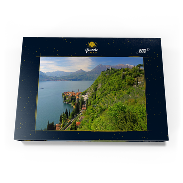 Blick auf den See, den Ort und zum Kastell Vezio, Varenna, Comer See, Provinz Lecco, Lombardei, Italien 500 Puzzle Schachtel Ansicht3