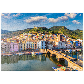 Darstellung des Puzzle-Motivs Bosa mit farbigen Häusern und einer mittelalterlichen Burg, Sardinien, Italien – Puzzleteile: 500