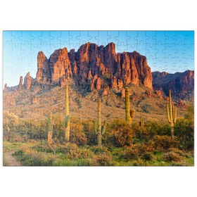 Darstellung des Puzzle-Motivs Wüstenlandschaft von Sonoran bei Sonnenuntergang im Lost Dutchman State Park, Arizona – Puzzleteile: 200