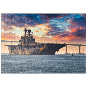 Darstellung des Puzzle-Motivs Ein Schiff der US-Marine verlässt die Bucht von San Diego und fährt in den Pazifischen Ozean – Puzzleteile: 500
