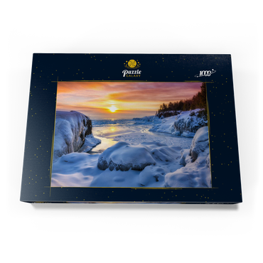 Gefrorener Lake Superior Sonnenaufgang am Presque Isle Park, Winter in Marquette, Michigan. 1000 Puzzle Schachtel Ansicht3