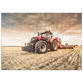 Darstellung des Puzzle-Motivs Moderner roter Traktor bei der Einsaat – Puzzleteile: 200