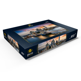 Alternative Darstellung des Puzzle-Motivs Tower Bridge und Skyline von London, Großbritannien, kurz nach Sonnenuntergang – Puzzleteile: 1000