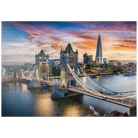 Darstellung des Puzzle-Motivs Tower Bridge und Skyline von London, Großbritannien, kurz nach Sonnenuntergang – Puzzleteile: 1000