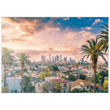 puzzleplate Schöner Sonnenuntergang im Zentrum von Los Angeles Skyline und Palmen 100 Puzzle