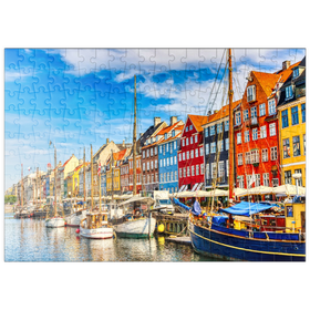 Darstellung des Puzzle-Motivs Berühmter alter Nyhavn Hafen im Zentrum von Kopenhagen, Dänemark – Puzzleteile: 200