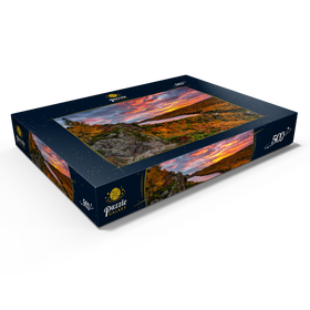 Darstellung des Puzzle Motivs Ein feuriger Sonnenaufgang über dem Wolkensee, Porcupine Mountains Sate Park, Michigan - Puzzleteile: 500