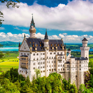 Schloss Neuschwanstein an einem Sommertag in Deutschland. 1000 Puzzle 3D Modell