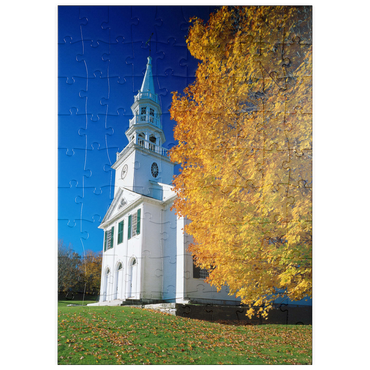 puzzleplate Kirche mit Ahornbaum in Warren, Connecticut, USA 100 Puzzle