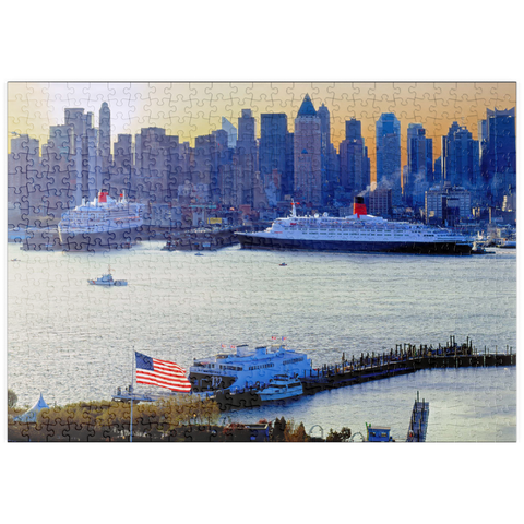puzzleplate Transatlantikliner Queen Mary 2 und Queen Elizabeth 2 im Hafen am Hudson River, Manhattan, New York City, New York, USA 500 Puzzle