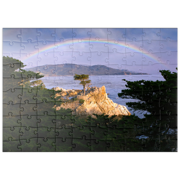 puzzleplate Regenbogen über der Monterey-Zypresse (Lone Cypress) an der Pazifikküste bei 100 Puzzle