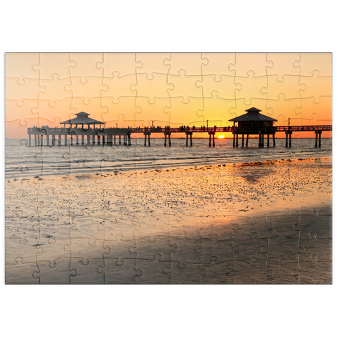 puzzleplate Sonnenuntergang am Pier in Fort Myers Beach an der Golfküste, Florida, USA 100 Puzzle