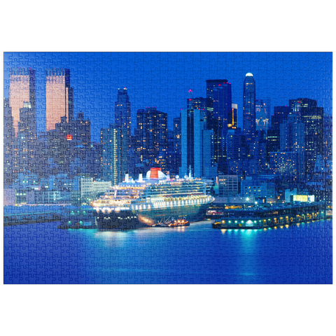 puzzleplate Transatlantikliner Queen Mary 2 im Hafen am Hudson River, Manhattan, New York City, New York, USA 1000 Puzzle