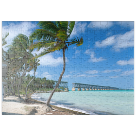 Darstellung des Puzzle Motivs Flagler's Eisenbahnbrücke, Bahia Honda Bridge, Florida Keys - Puzzleteile: 200