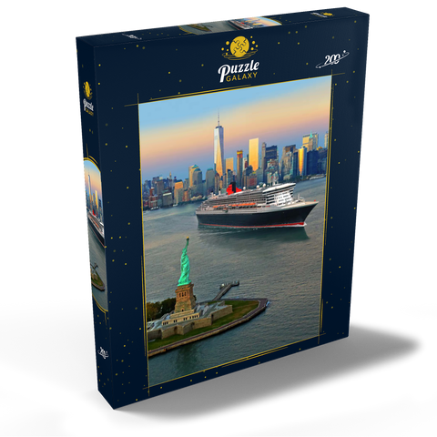 Hafeneinfahrt mit der Freiheitsstatue dem Transatlantikliner Queen Mary 2 und One World Trade Center, Manhattan, New York City, New York, USA, Composing 200 Puzzle Schachtel Ansicht2