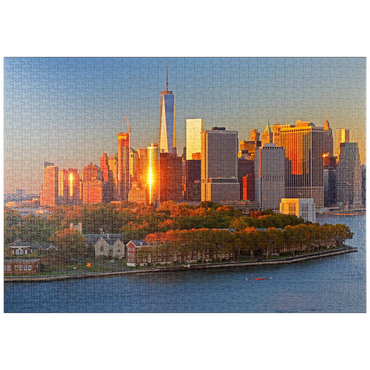 puzzleplate Governors Island mit One World Trade Center und der Skyline von Manhattan, New York City, New York, USA 1000 Puzzle