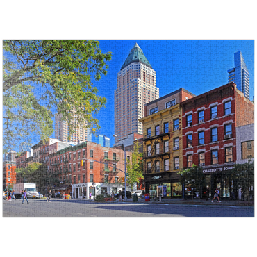 puzzleplate Ninth Avenue mit typischen Häusern mit Feuerleitern in Midtown Manhattan, New York City, New York, USA 1000 Puzzle