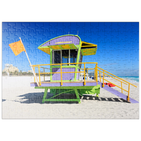 Darstellung des Puzzle Motivs Grünes Rettungsschwimmer Häuschen am Miami Beach, Florida, USA - Puzzleteile: 200