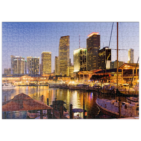 Darstellung des Puzzle-Motivs Yachthafen am Bayside Marketplace in Downtown Miami am Abend, Florida, USA – Puzzleteile: 500