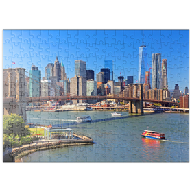 Darstellung des Puzzle-Motivs Blick auf Brooklyn Bridge und Manhattan mit One World Trade Center, New York City – Puzzleteile: 200