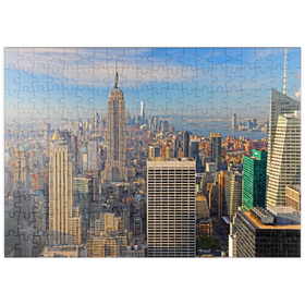 Darstellung des Puzzle Motivs Blick vom Rockefeller Center zum Empire State Building und One World Trade Center, New York City - Puzzleteile: 200
