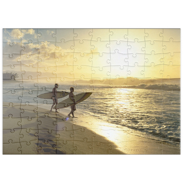 puzzleplate Surfer an dem Sunset Beach, Oahu, Hawaii, USA 100 Puzzle
