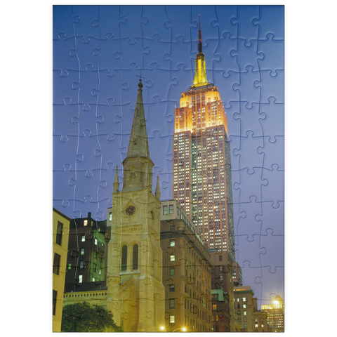 puzzleplate Blick von der Fifth Avenue zum Empire State Building, Manhattan, New York City, New York, USA 100 Puzzle