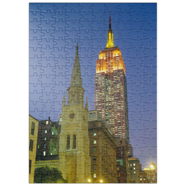 puzzleplate Blick von der Fifth Avenue zum Empire State Building, Manhattan, New York City, New York, USA 200 Puzzle
